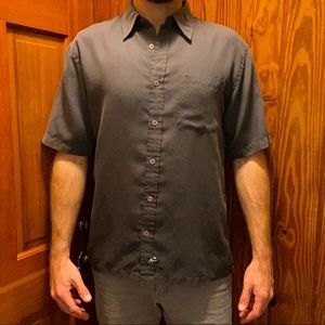 Large O’Neill short sleeve button down shirt